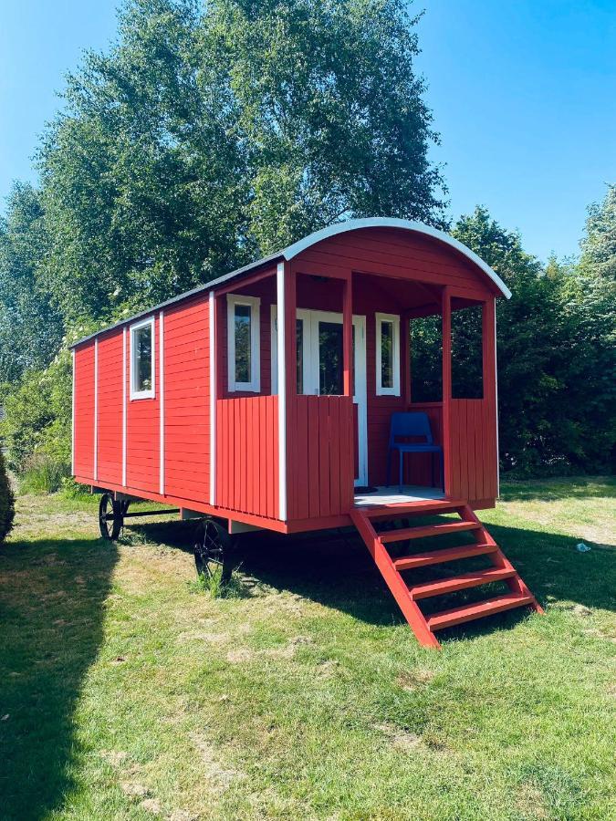 Pipowagens Bij Pannenkoekenrestaurant & Camping De Koppenjan 'Een Uniek Verblijf Met Kinderspeelboerderij' Jubbega-Schurega Buitenkant foto